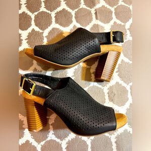Gianni Bini Black Chunky Heels